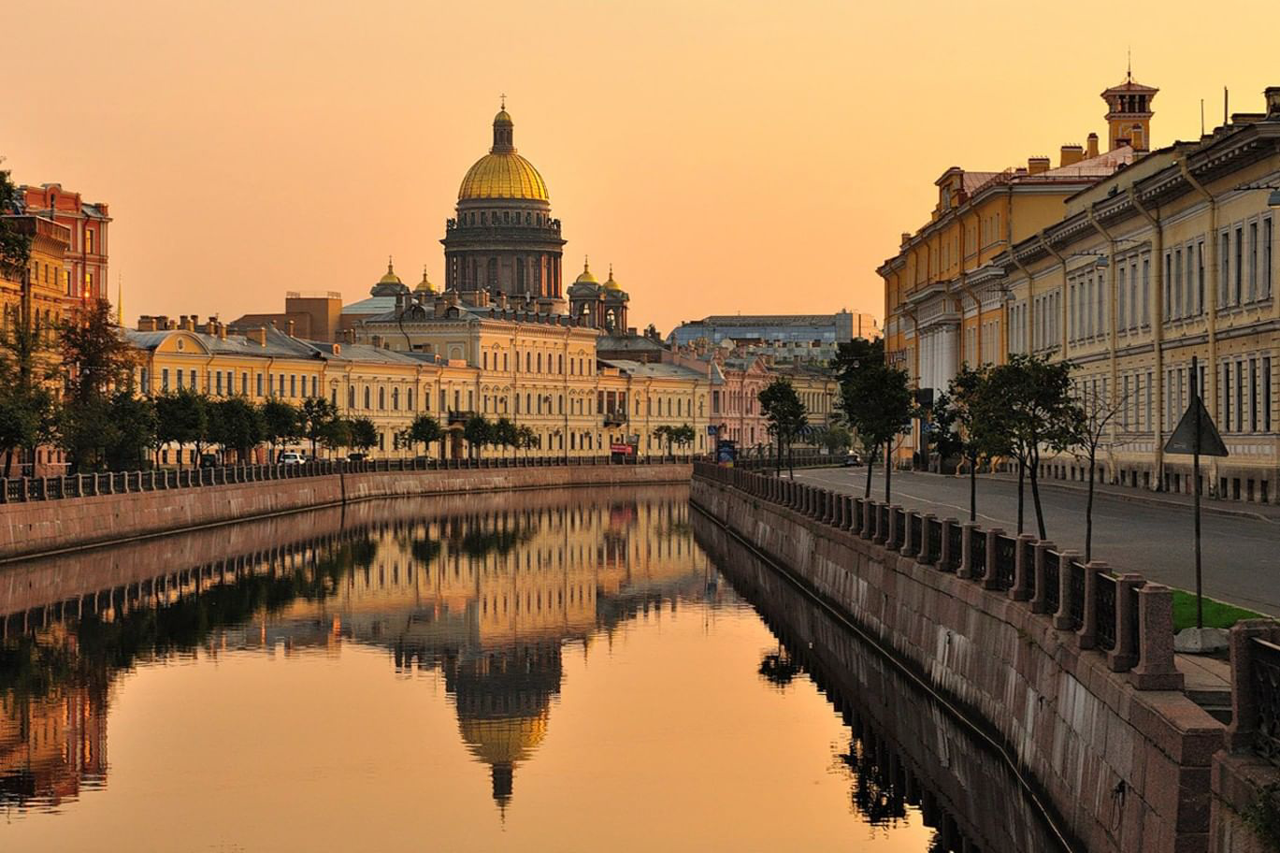 Куда сходить в Санкт-Петербурге на этих выходных, 12 и 13 апреля? В программе: концерт Zoloto, «Петербургская ярмарка» и футбольный матч между «Зенитом» и «Краснодаром».